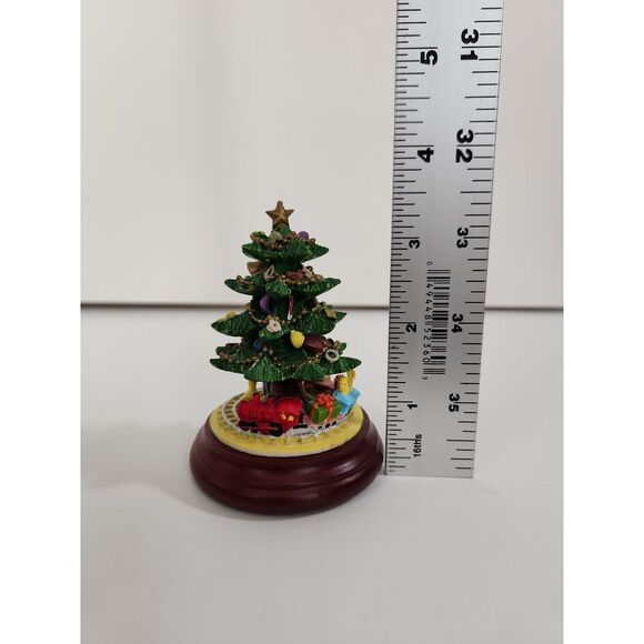 Vintage RARE Enesco Music Box Ceramic Christmas Small Traditional Tree - Picture 6 of 7